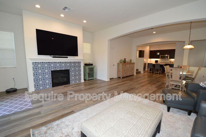 1608 Range Rd - Photo 6 of 38