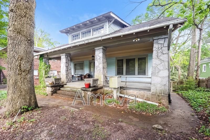 853 Myrtle St Ne - Photo 4 of 12