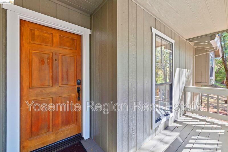 20790 Ferretti Rd - Photo 4 of 50