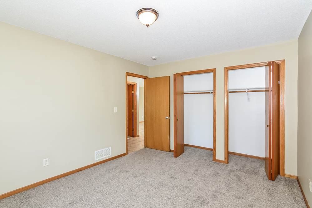 353 4th Ave S #NA - Photo 4 of 12