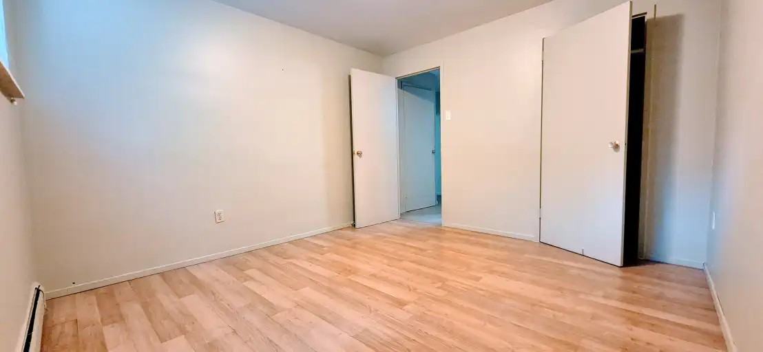 12 Delaware Ave - Photo 7 of 9