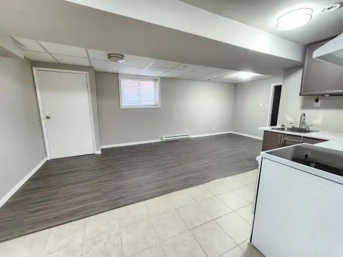 20 Prestonway Dr #2 - Photo 3 of 8