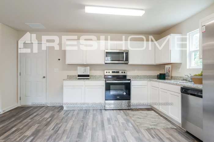 400 Robin Hill Ln - Photo 4 of 16