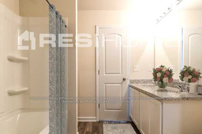 400 Robin Hill Ln - Photo 6 of 16