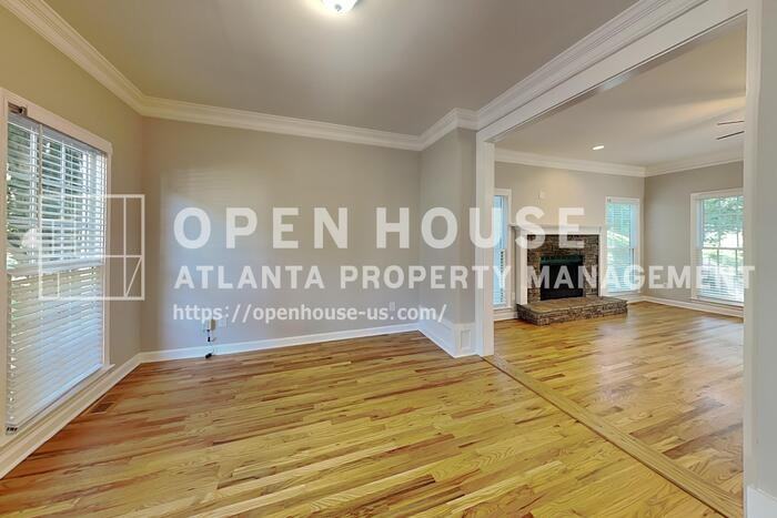 1037 Ashfern Walk - Photo 6 of 23
