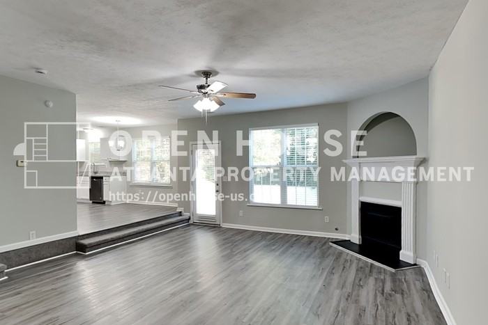 4808 Chafin Point Ct - Photo 5 of 21