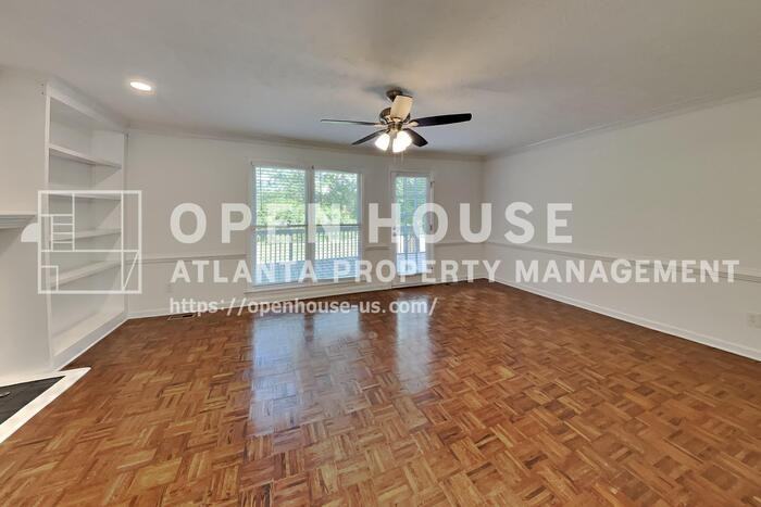 4709 Crest Knoll Drive Southwest - Photo 4 of 22