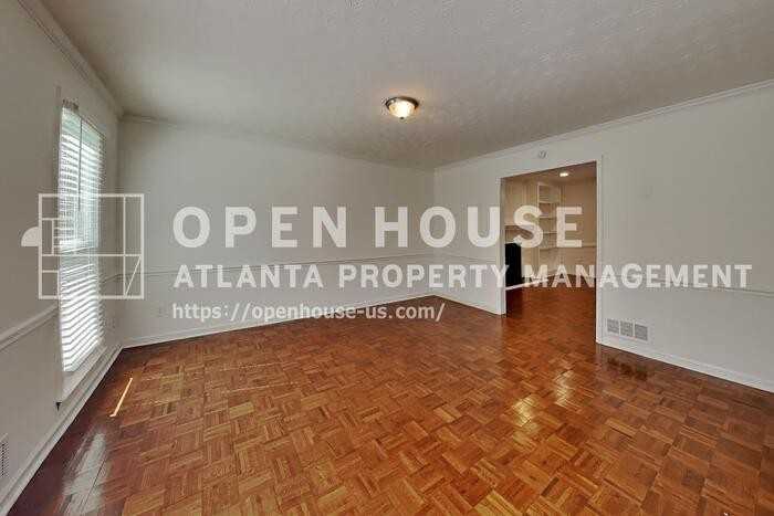 4709 Crest Knoll Drive Southwest - Photo 6 of 22