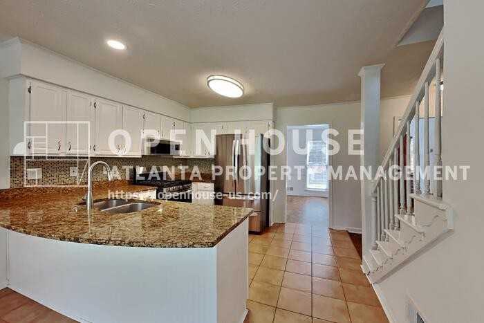 4709 Crest Knoll Drive Southwest - Photo 7 of 22