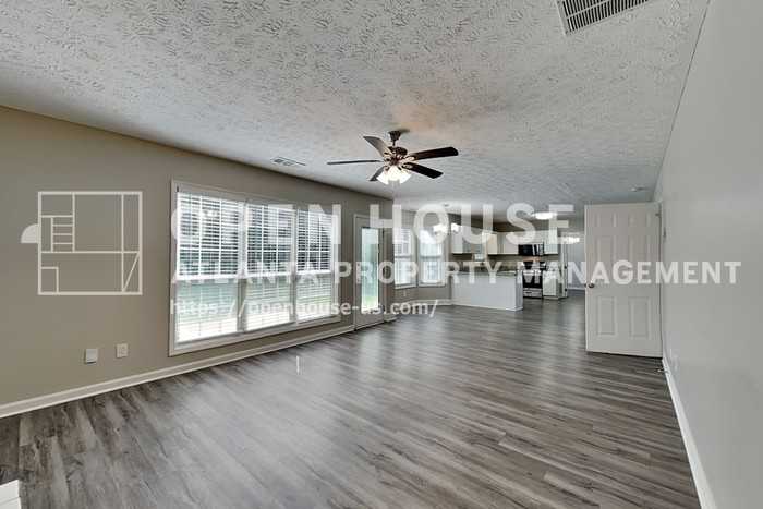 105 Meadow Crest Ct - Photo 5 of 24