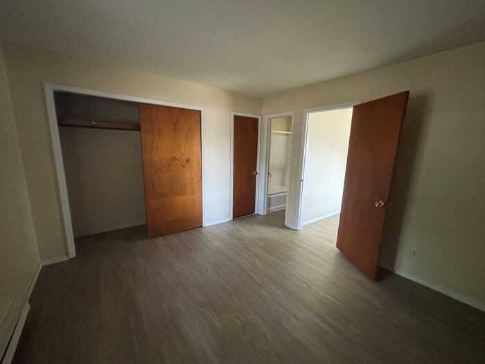 2875 S 6th St #06 - Photo 4 of 6