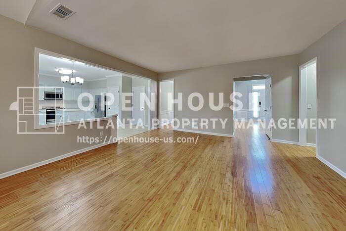 6520 Ganton Dr - Photo 5 of 25