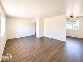 1911 W Berridge Ln #2 - Photo 1 of 1