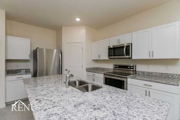 35425 W San Capistrano Ave - Photo 3 of 23