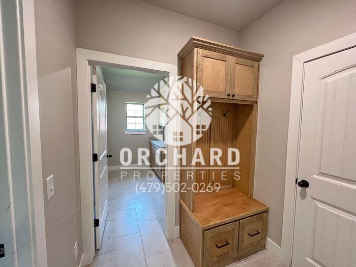 803 Woodplains Ave - Photo 5 of 17