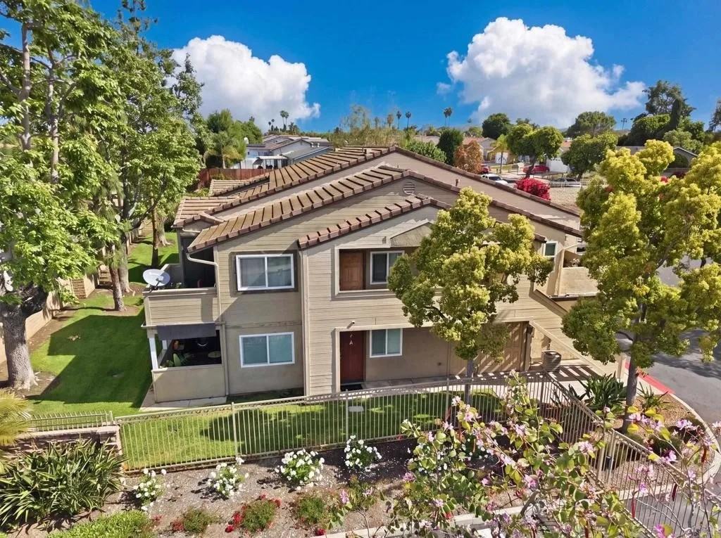 5037 Los Morros Way #72