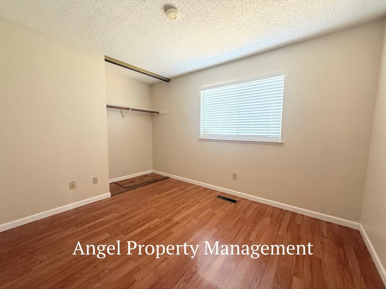 2208 Begonia Ct #1 - Photo 5 of 40