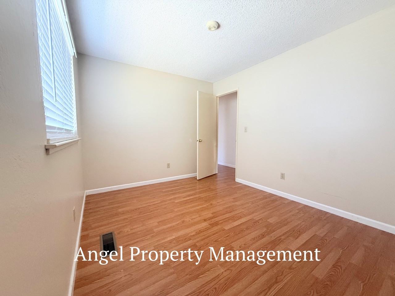 2208 Begonia Ct #1 - Photo 6 of 40