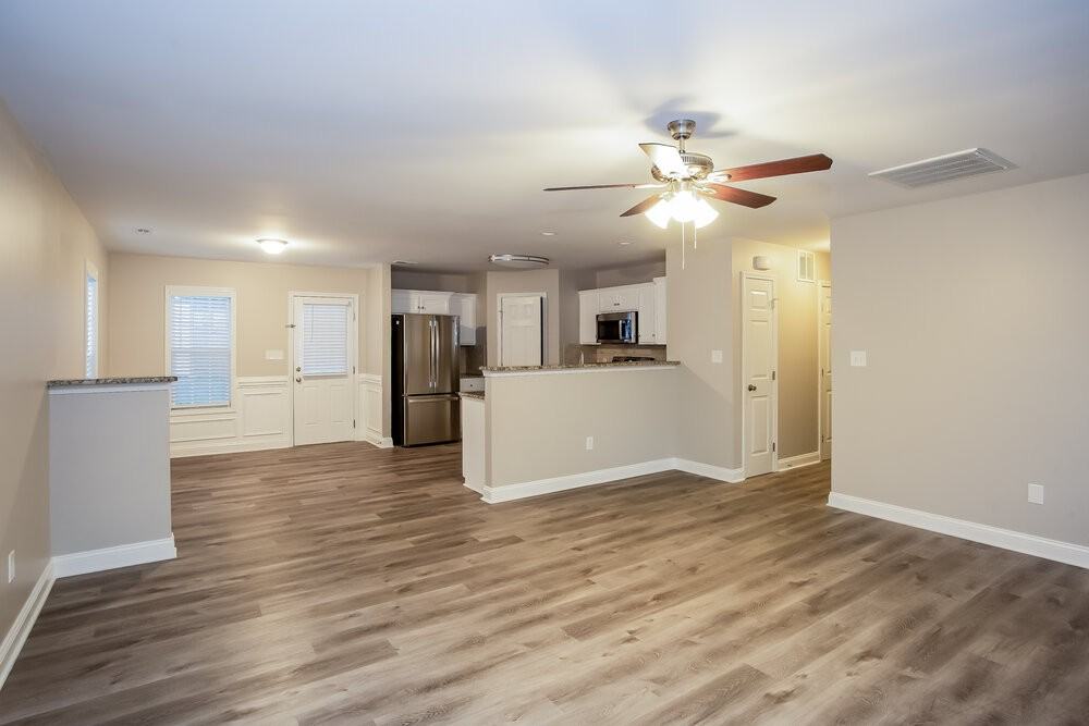 584 Jackson Ter Sw - Photo 6 of 16
