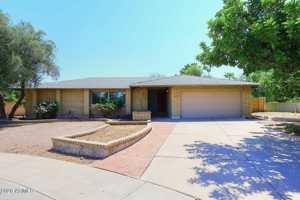 featured image of 8311 E Via De Sereno