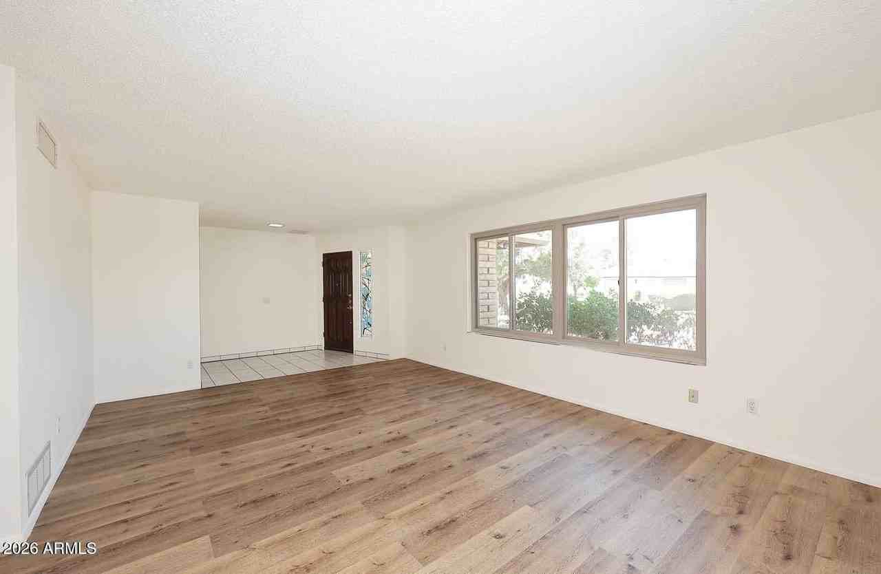 8311 E Via De Sereno - Photo 4 of 30