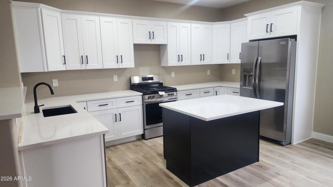 14279 W Boca Raton Rd - Photo 4 of 21
