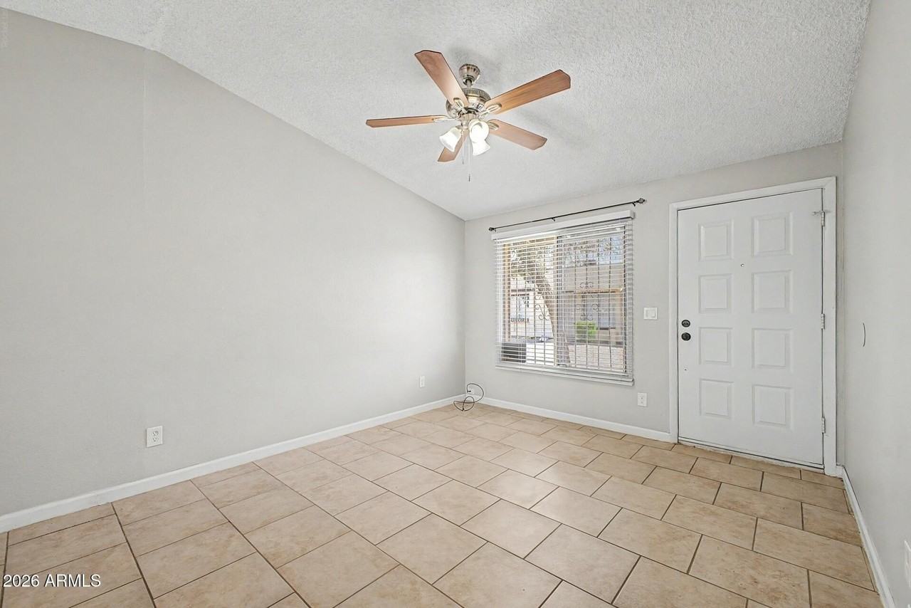 3646 N 69th Ave #59 - Photo 4 of 25
