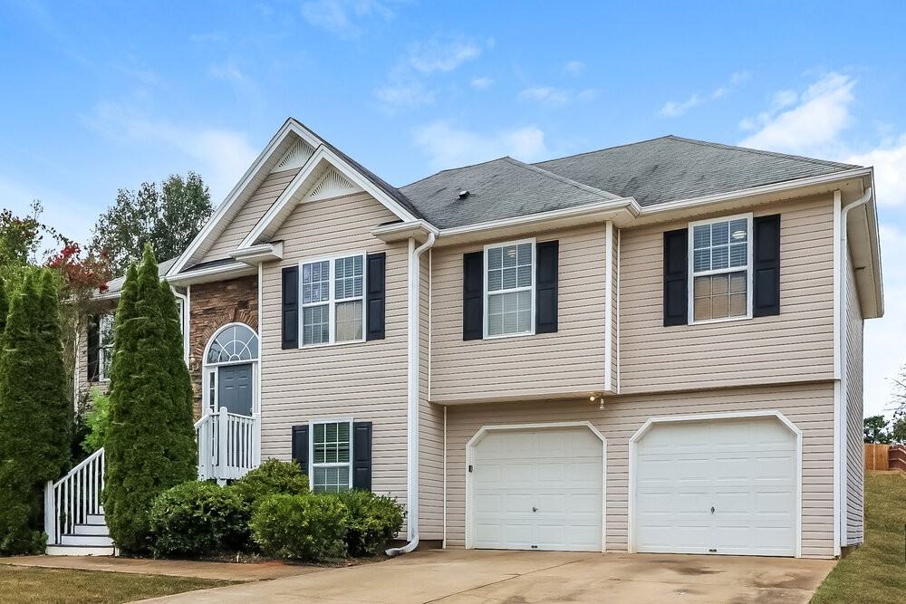 460 Kyles Cir - Photo 4 of 17