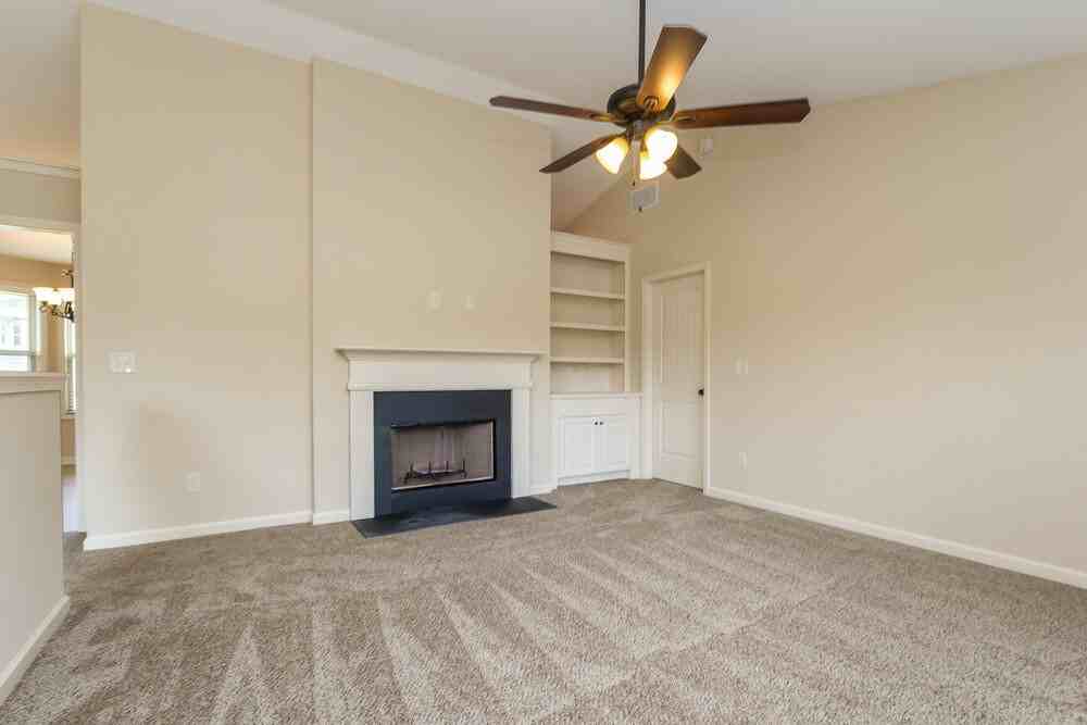 101 Skylar Ct - Photo 5 of 18