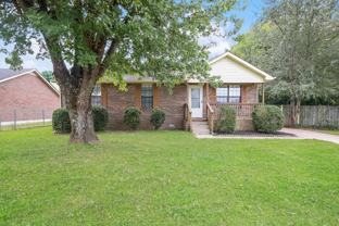 2621 Deerpath Dr - Photo 1 of 1