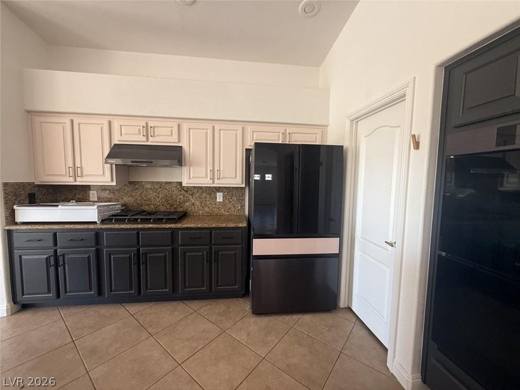 8311 Browns Mountain Ct - Photo 6 of 24