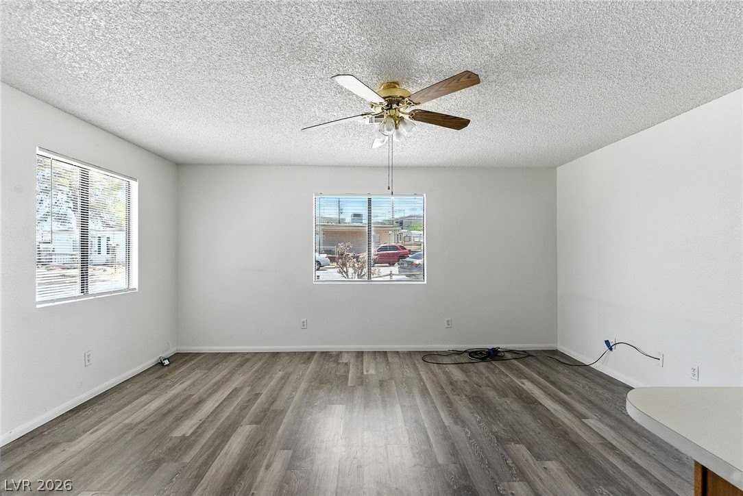 215 Zinc St #A - Photo 5 of 15