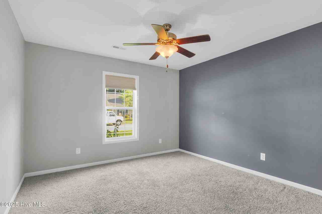 3250 Austin Ave - Photo 2 of 31