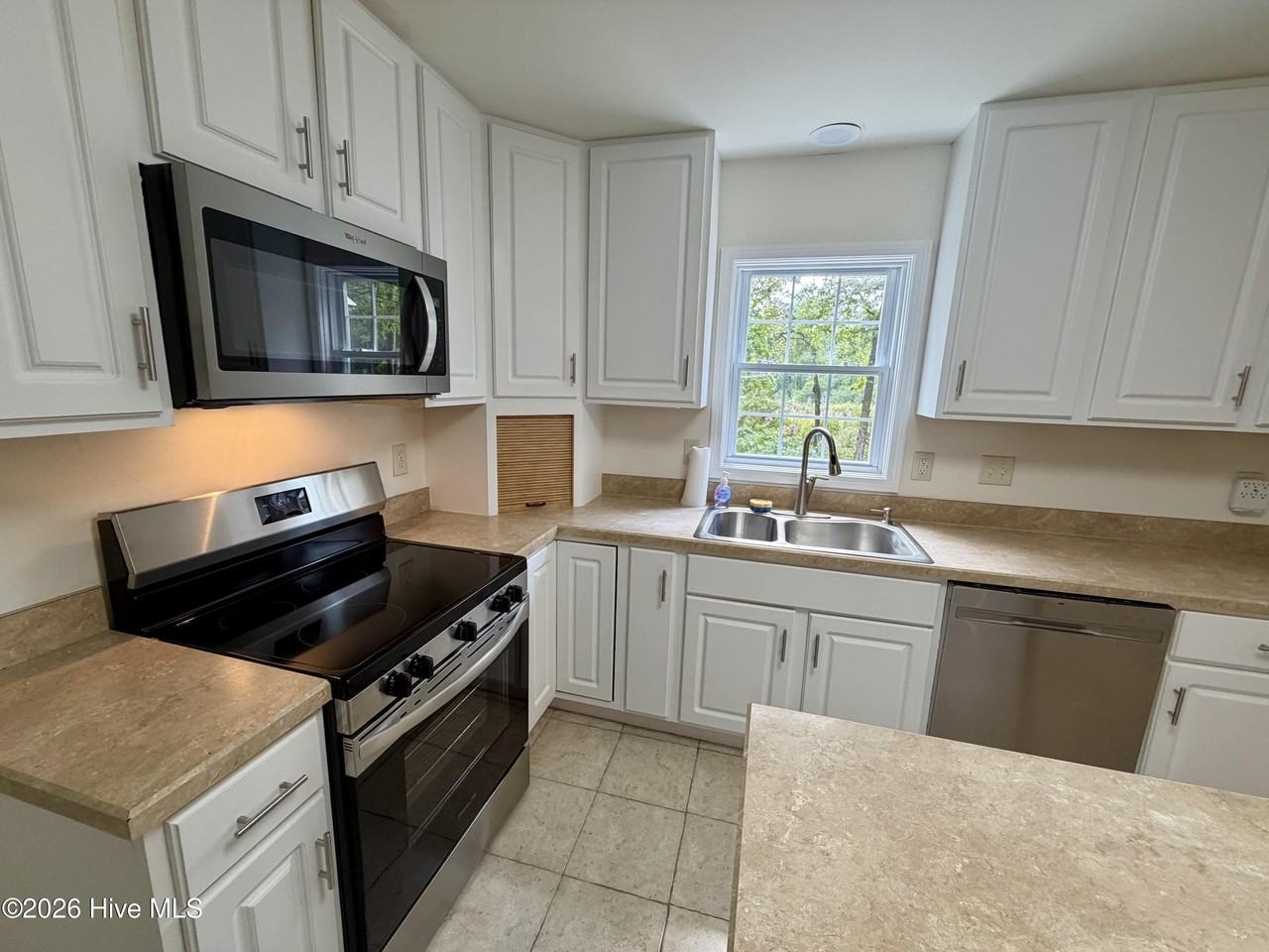 264 Mill Creek Ln - Photo 6 of 21