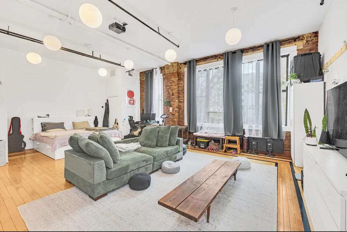 308 Graham Ave #2A - Photo 4 of 9