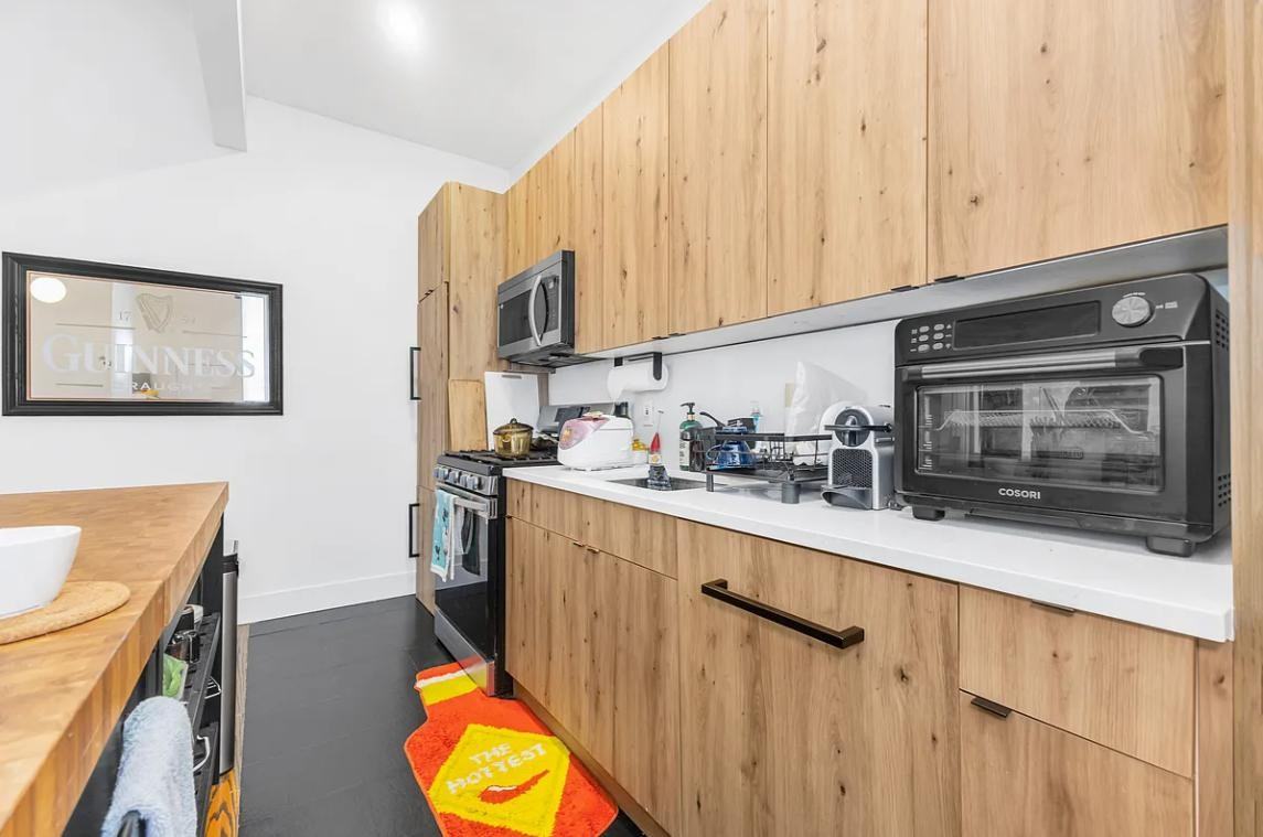 308 Graham Ave #2A - Photo 5 of 9