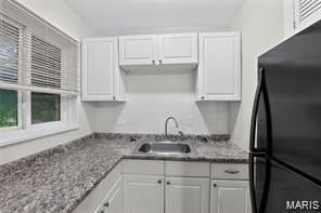 7744 Ellington Dr - Photo 5 of 13