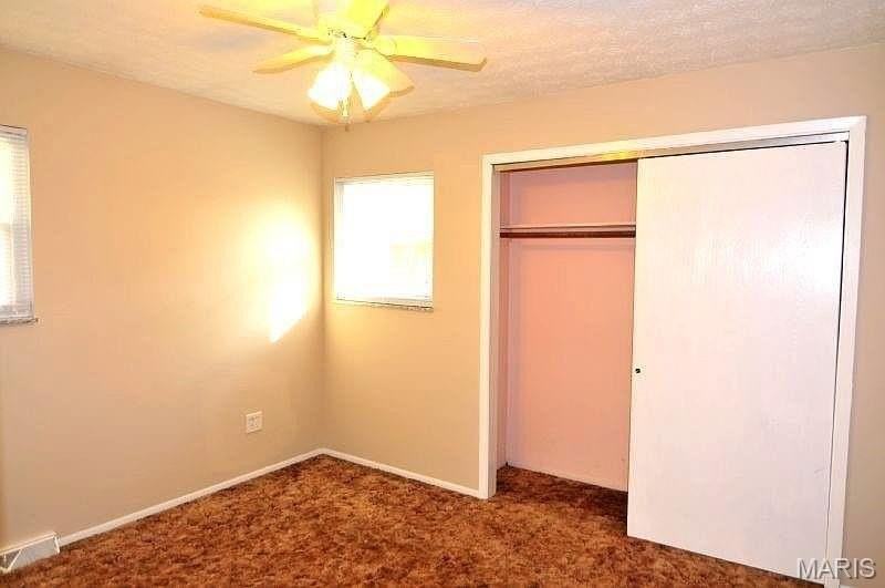 524 Phillipena St - Photo 5 of 9