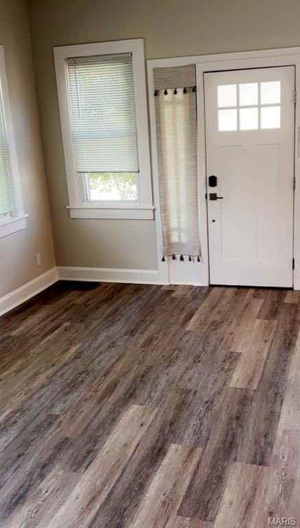 619 Henry St - Photo 5 of 12