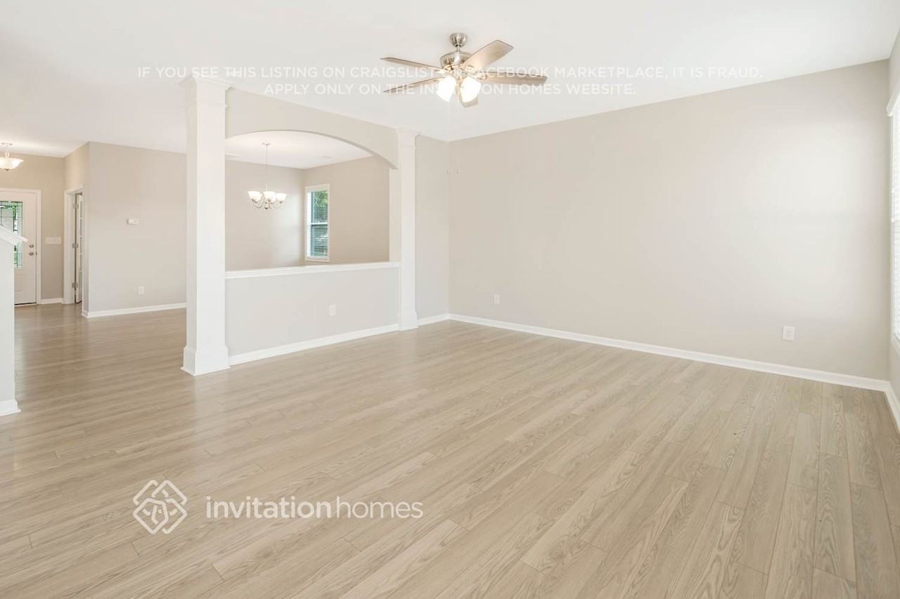 1922 Kingstree Dr - Photo 7 of 28
