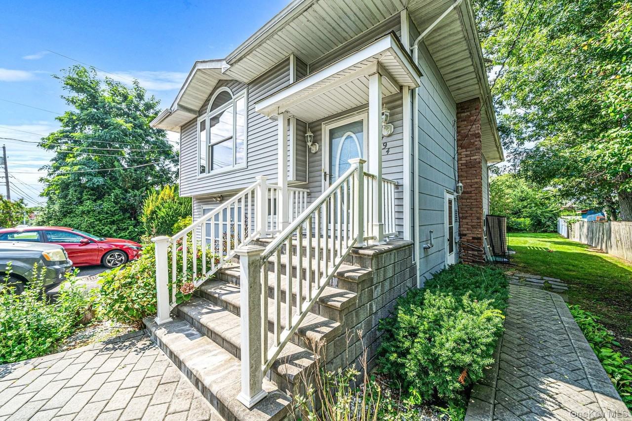2794 Ocean Ave - Photo 2 of 22
