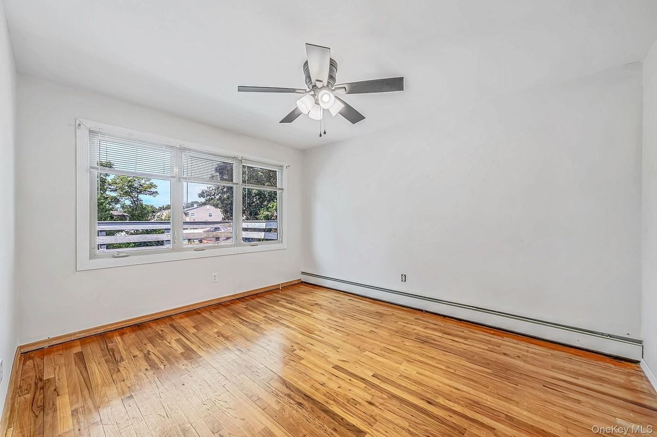 2794 Ocean Ave - Photo 7 of 22