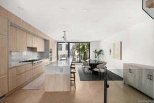 98 Coffey St - Photo 1 of 1