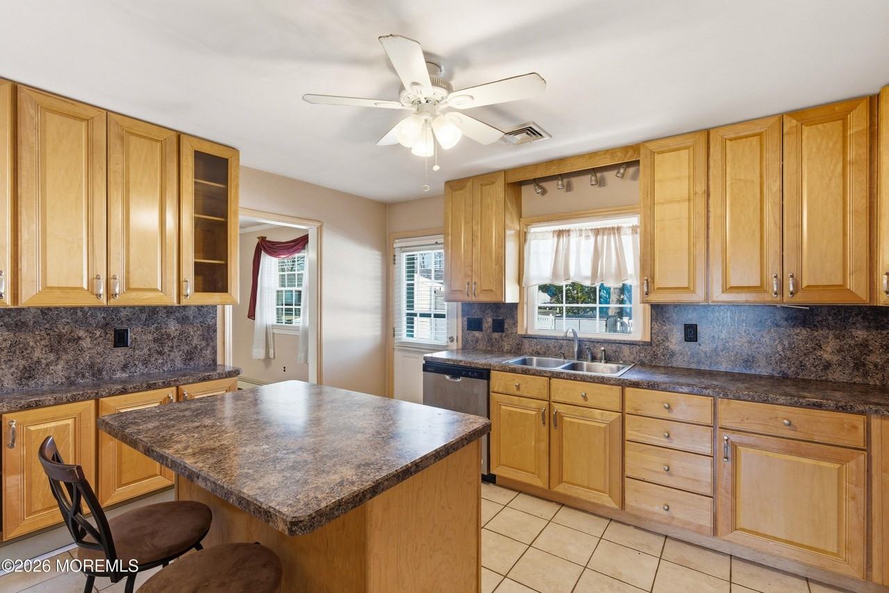 603 Carol Ave - Photo 6 of 27