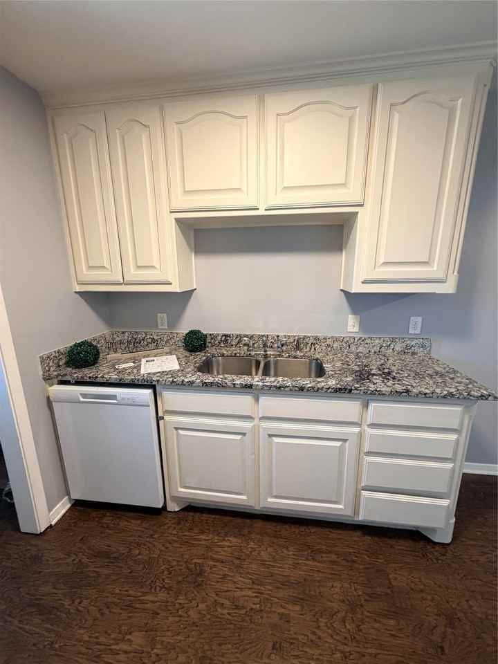 508 Ingram St #D - Photo 4 of 31