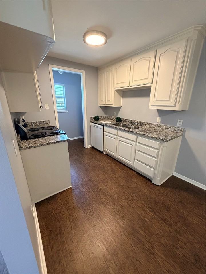 508 Ingram St #D - Photo 5 of 31