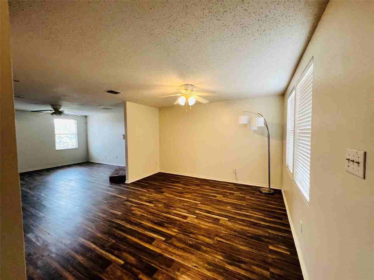 6209 Thoroughbred Trl - Photo 5 of 40