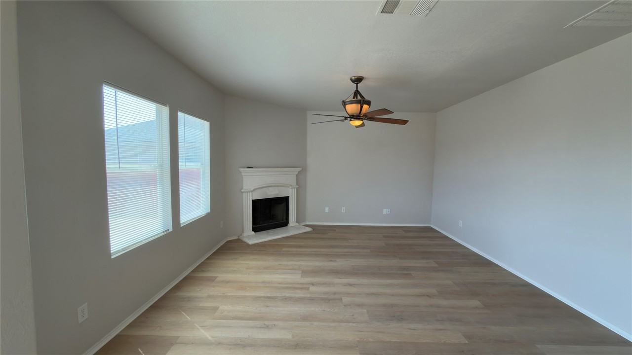 1740 Quail Springs Cir - Photo 7 of 23