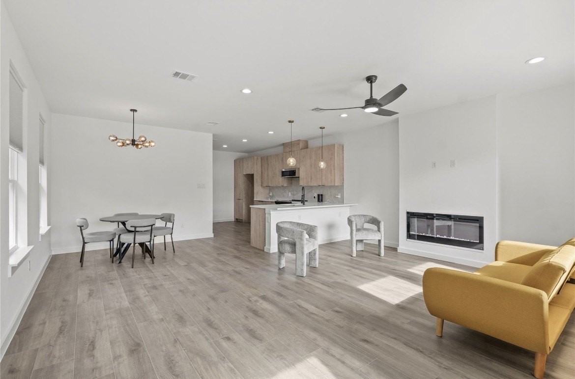 3625 Mount Royal St - Photo 6 of 24