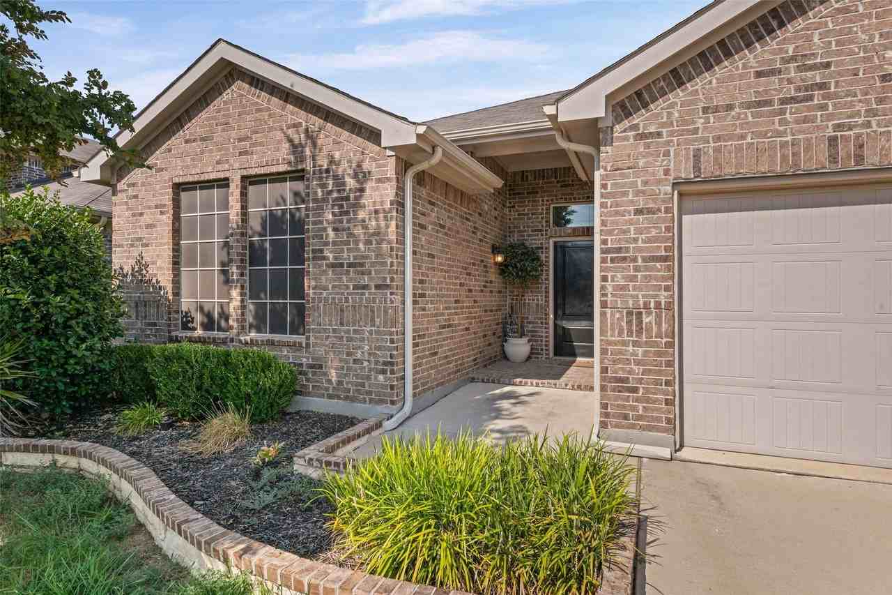 15852 Back Nine Rd - Photo 3 of 37
